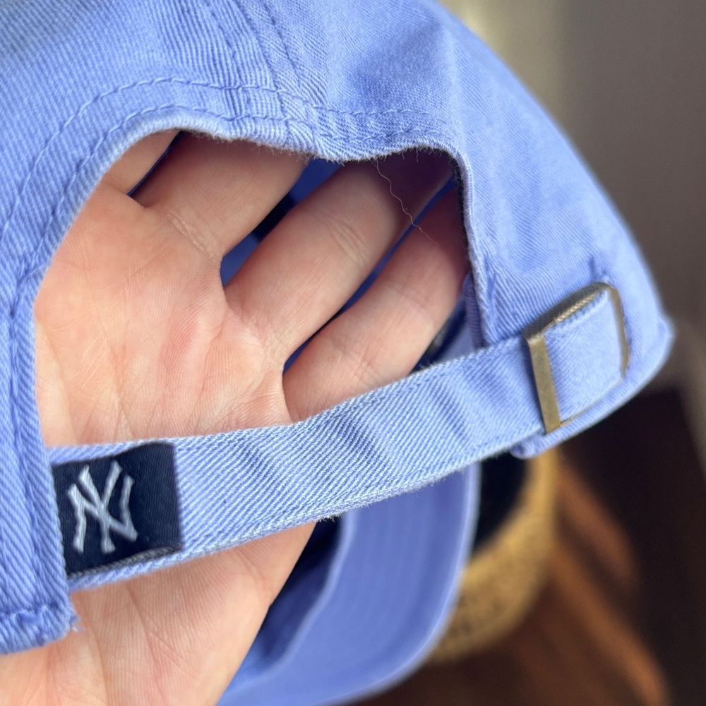 NYY New York Yankees periwinkle 47 hat - Picture 4 of 8